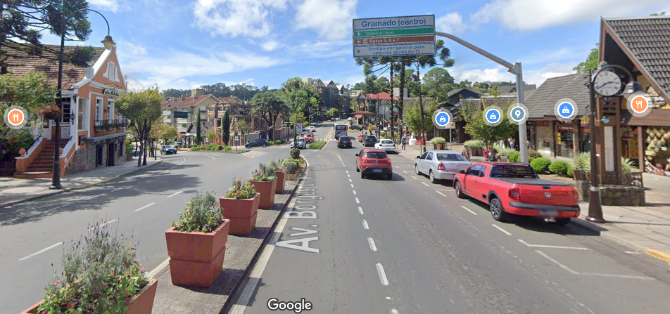 Av. Borges de Medeiros, Gramado.