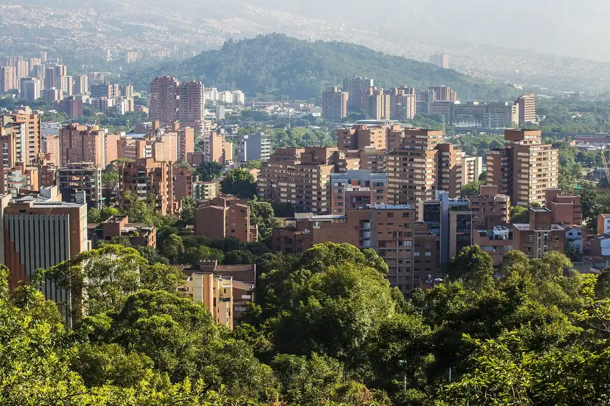 Vista panorámica de Medellín en Colombia