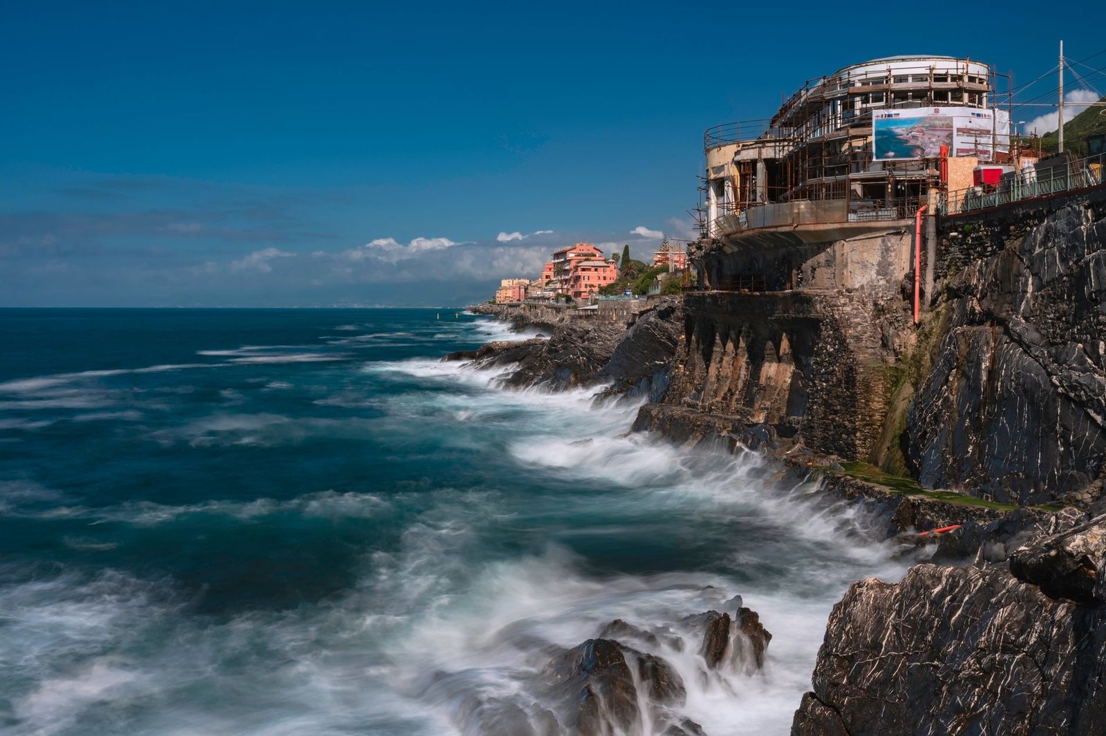 Litoral de Gênova na área de Boccadasse
