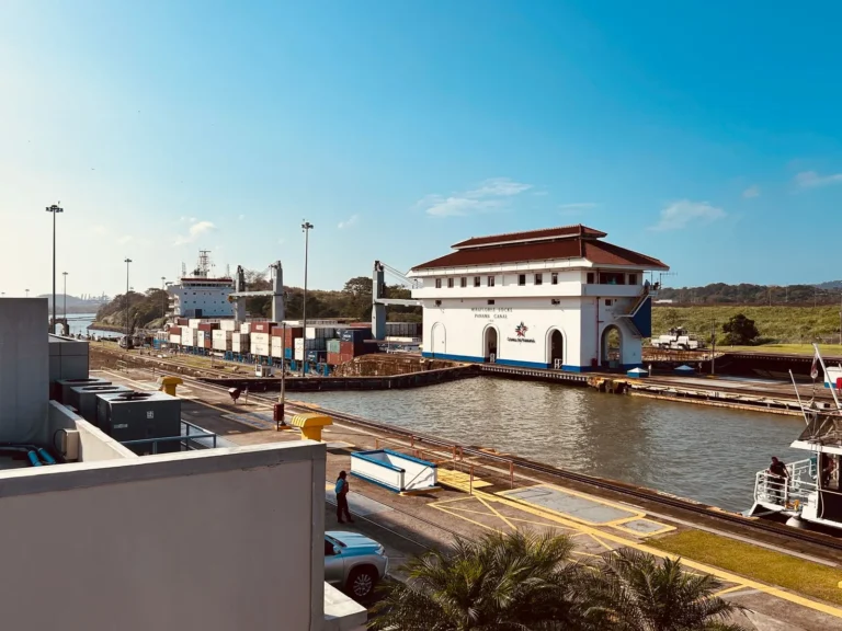 Canal do Panamá: o que é, quanto custa e como visitar