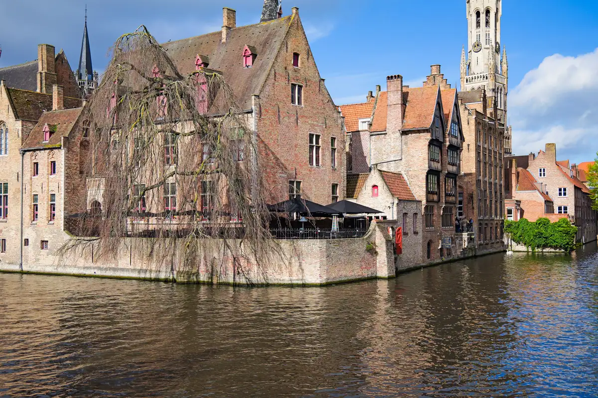 O que fazer em Bruges em 1 dia: roteiro completo pela Bélgica
