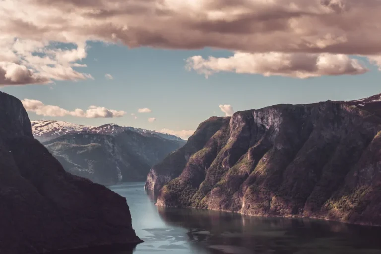 Fiordes da Noruega: como planejar roteiro, bases e passeios