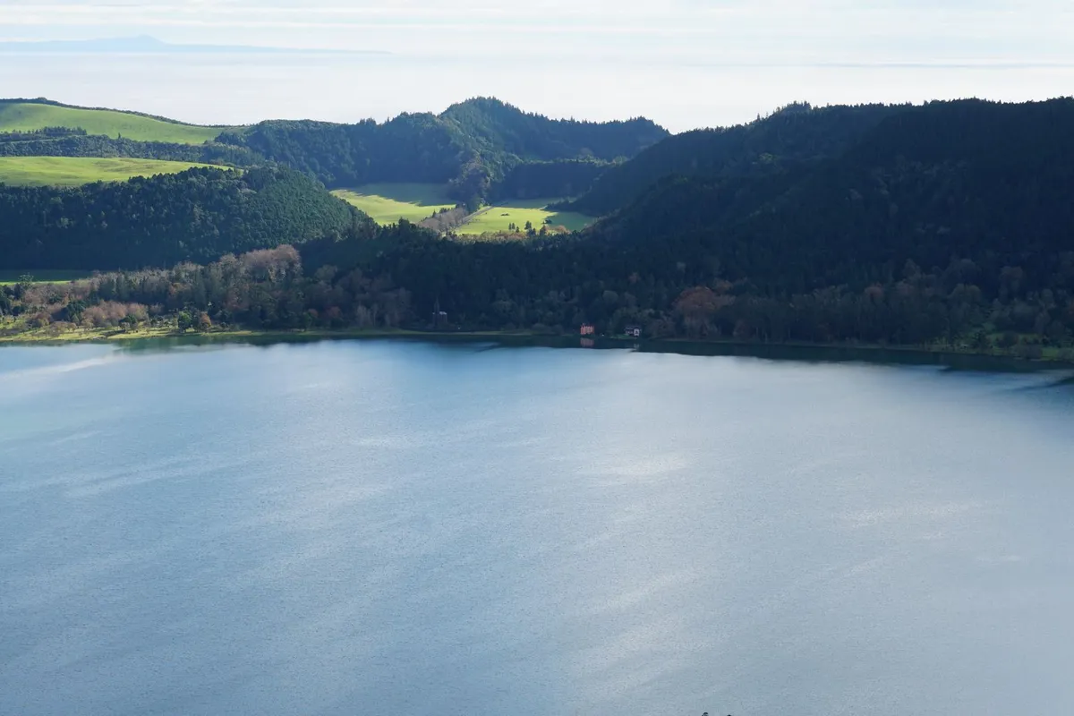 Vale das Furnas com atividade geotérmica, Açores