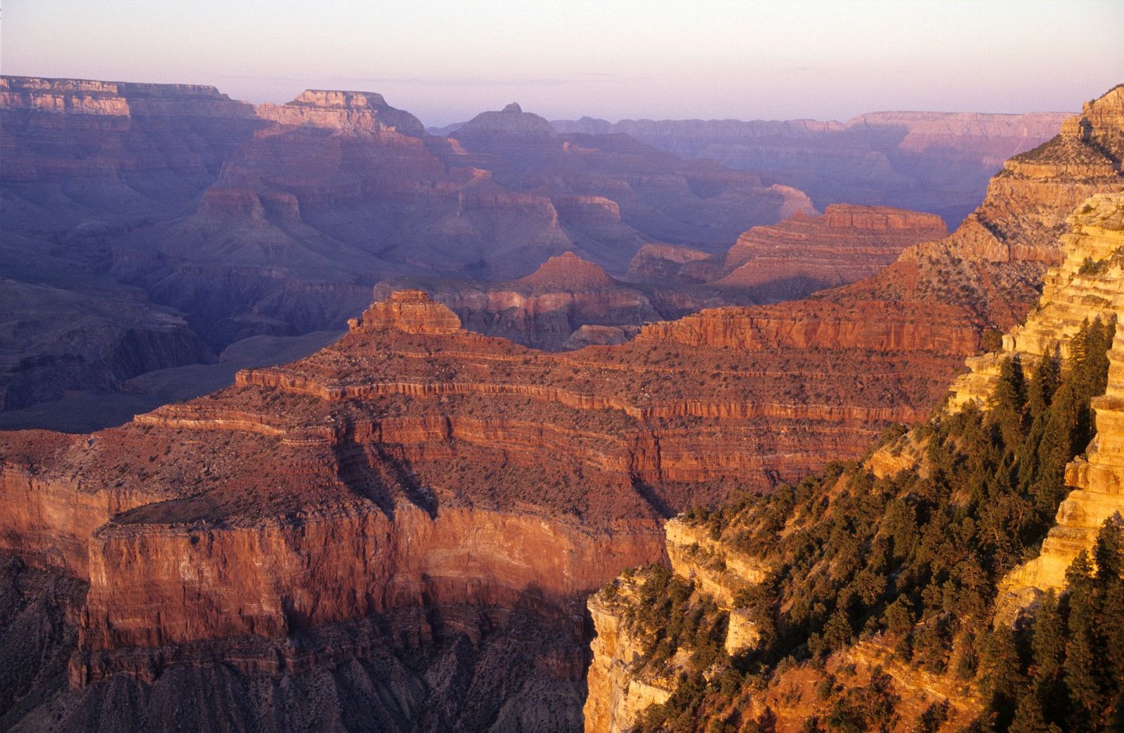 Coucher de soleil sur le Grand Canyon