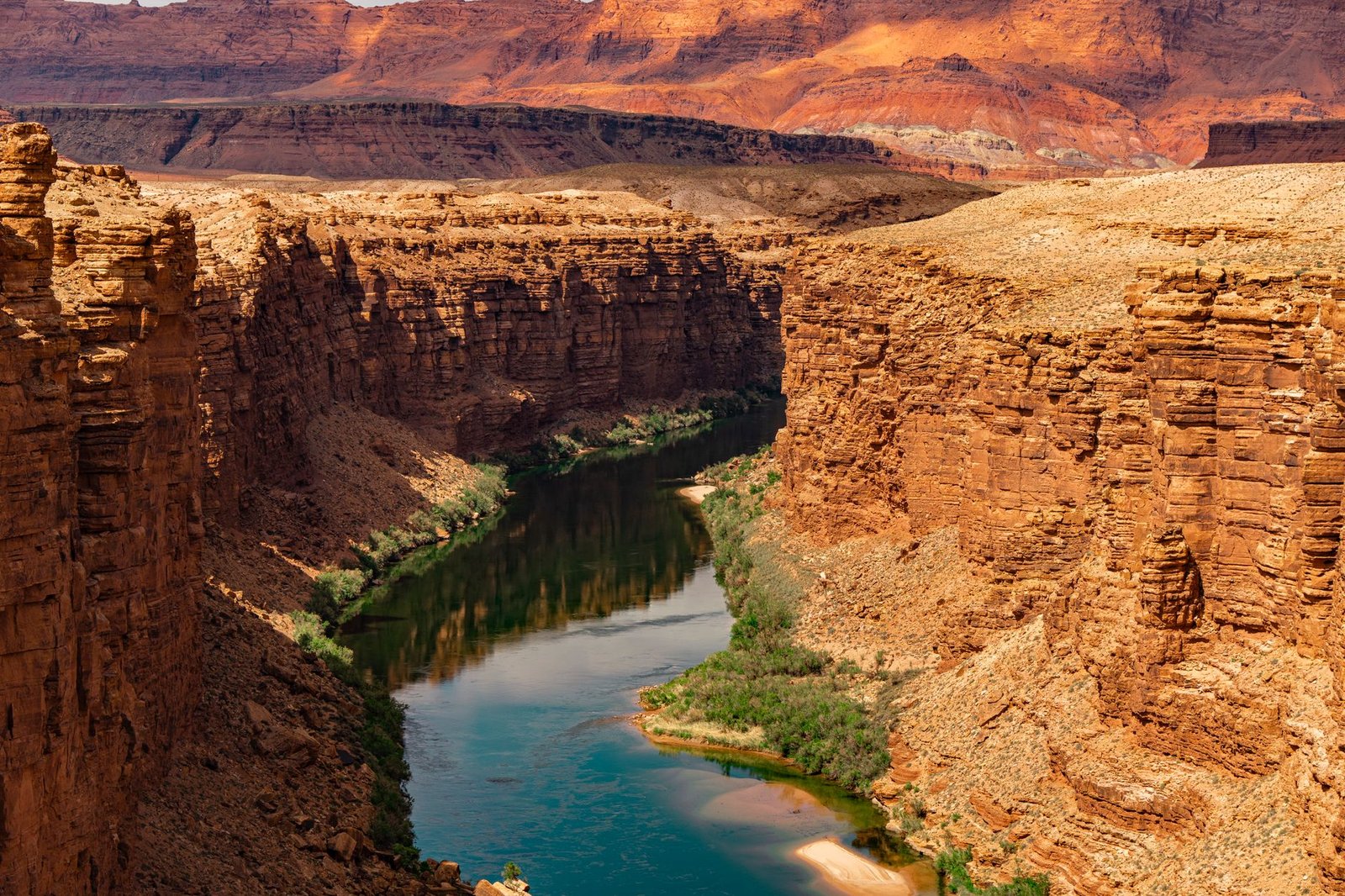 Le fleuve Colorado traversant le Grand Canyon