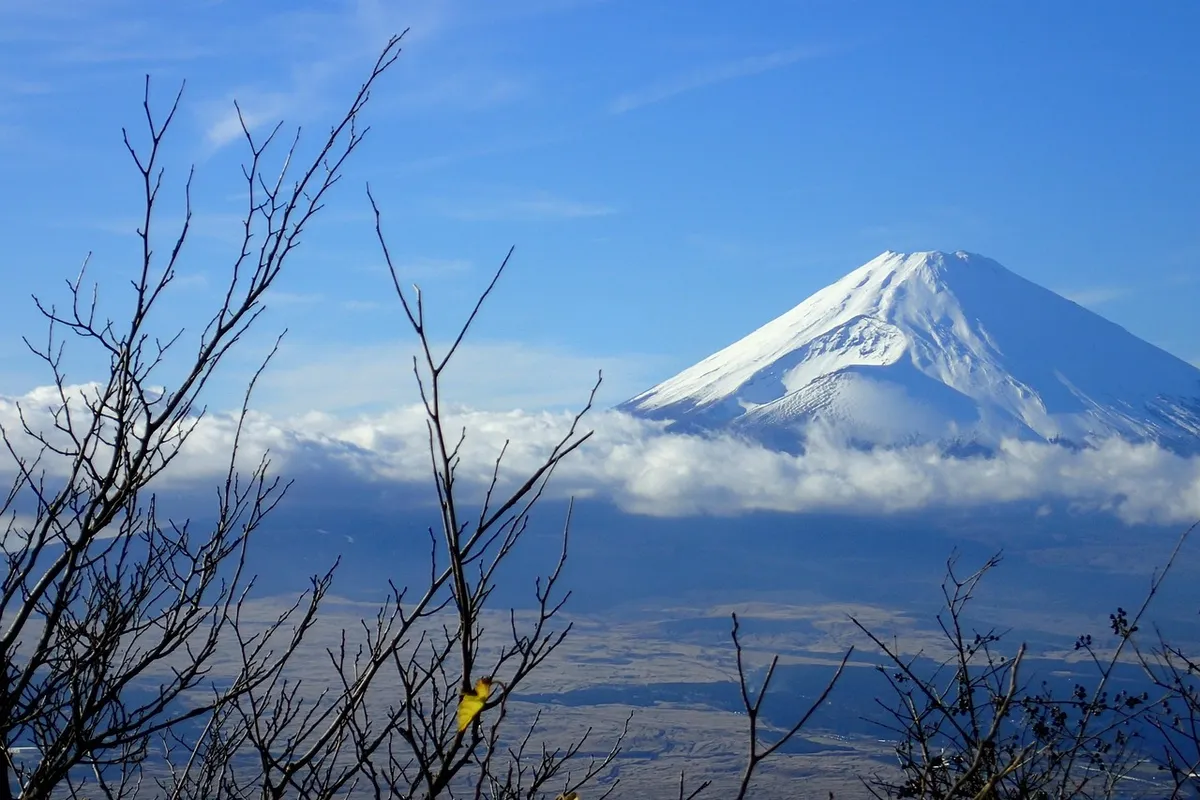 Vista do Monte Fuji a partir de Hakone em dia de céu limpo