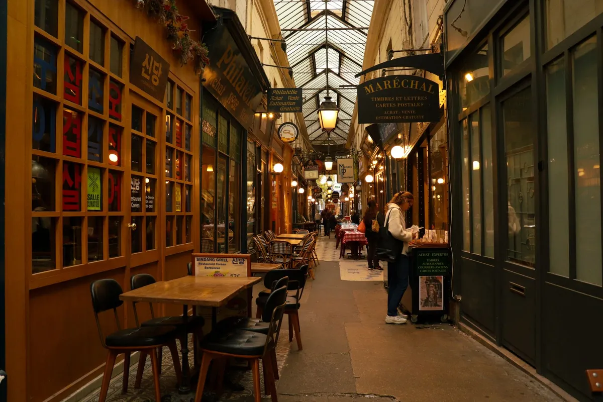 Galeria coberta histórica em Paris