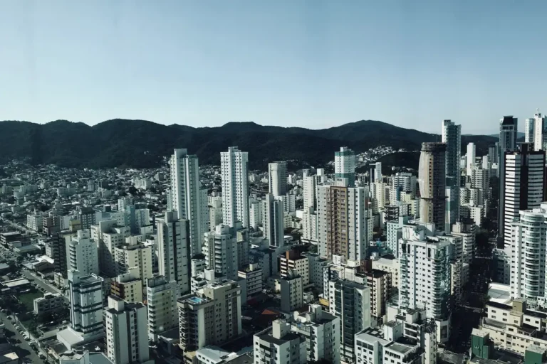 Os prédios mais altos do Brasil ficam em Balneário Camboriú: veja o ranking