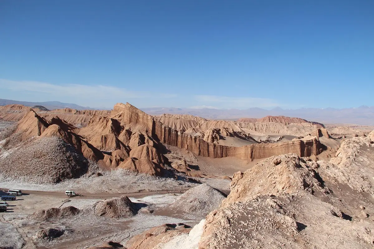 Formações rochosas do Vale da Lua no deserto do Atacama