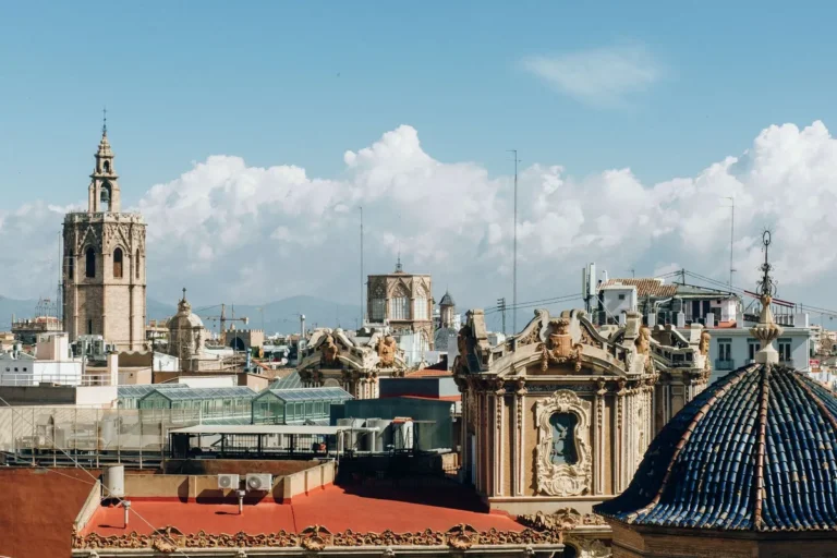 Valência sem correria: centro histórico, praia e paella