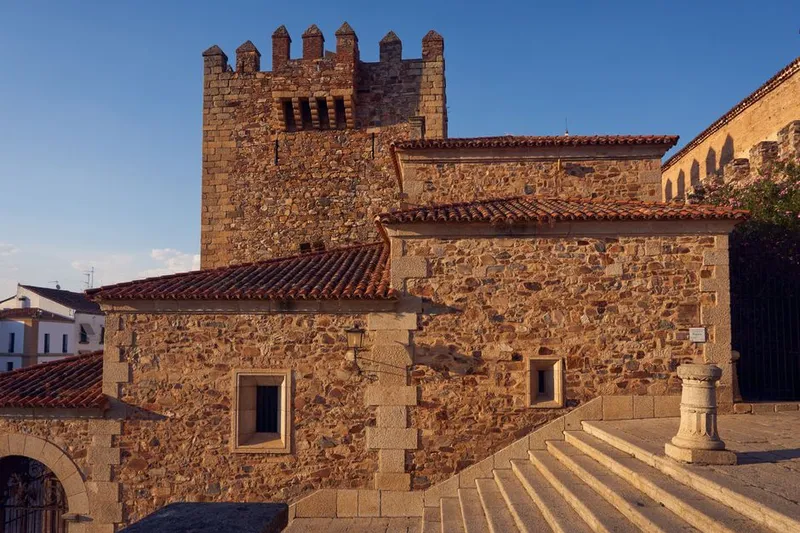 Arquitetura de pedra no centro histórico de Cáceres