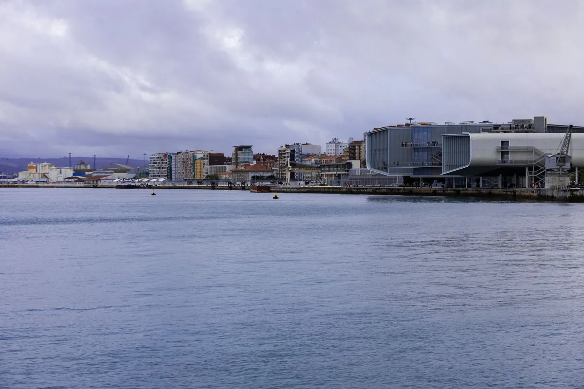 Centro Botín na orla de Santander
