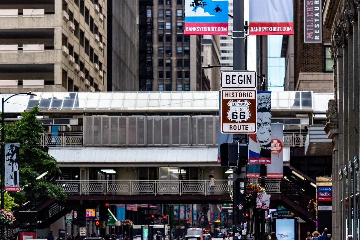 Placa de início da Route 66 em Chicago