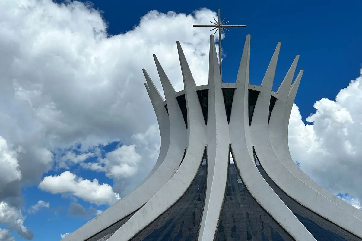 Catedral Metropolitana de Brasília, arquitetura moderna