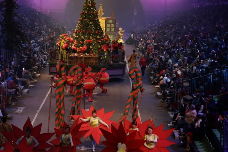 Grande Desfile de Natal Gramado 2026: setores e ingressos