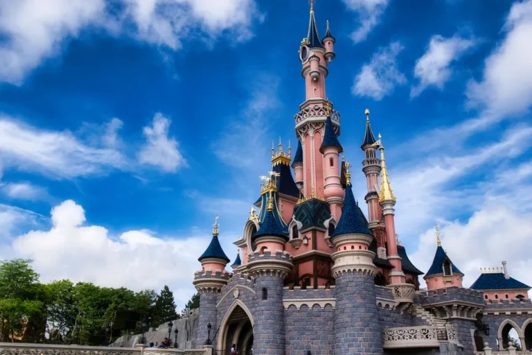 Disneyland Paris: ingresso, roteiro e transfer
