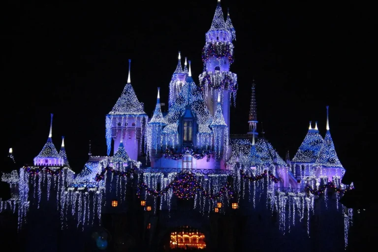 Disneyland Califórnia vs Disney World: diferenças e qual escolher