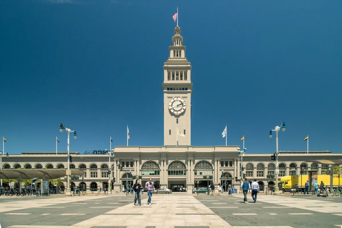 Ferry Building na orla de São Francisco