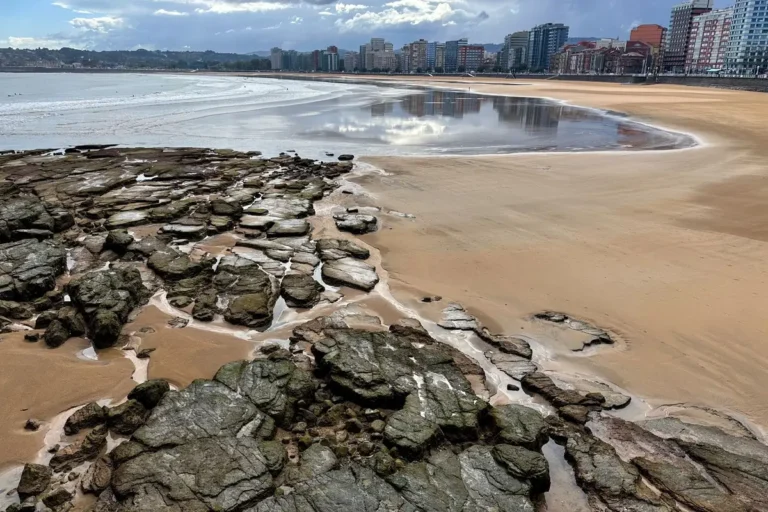 Gijón: cidade litorânea para visitar nas Astúrias