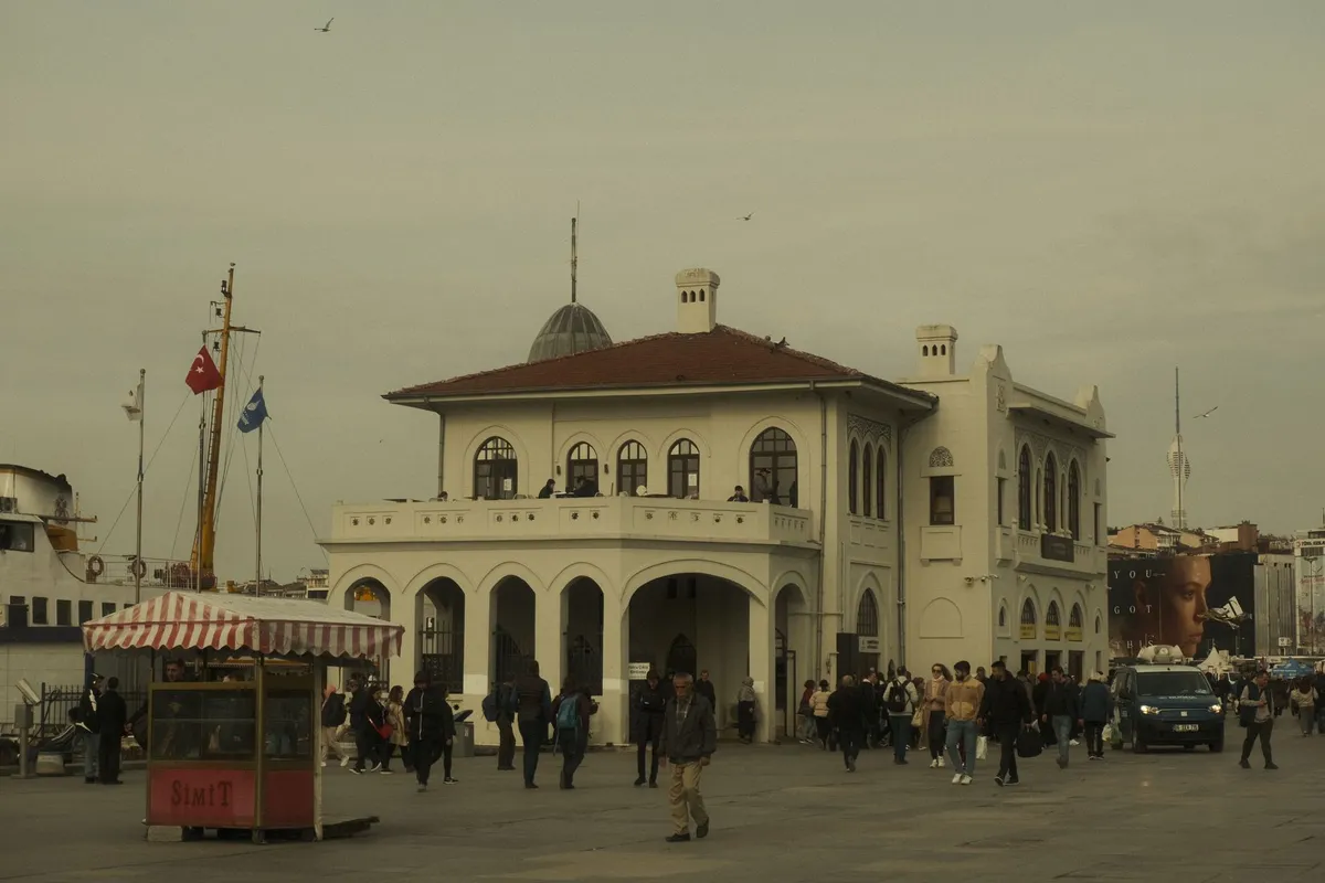 Terminal de ferry de Kadıköy durante o dia