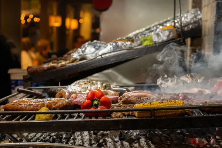 Mercado del Puerto: almoço e horário sem surpresas