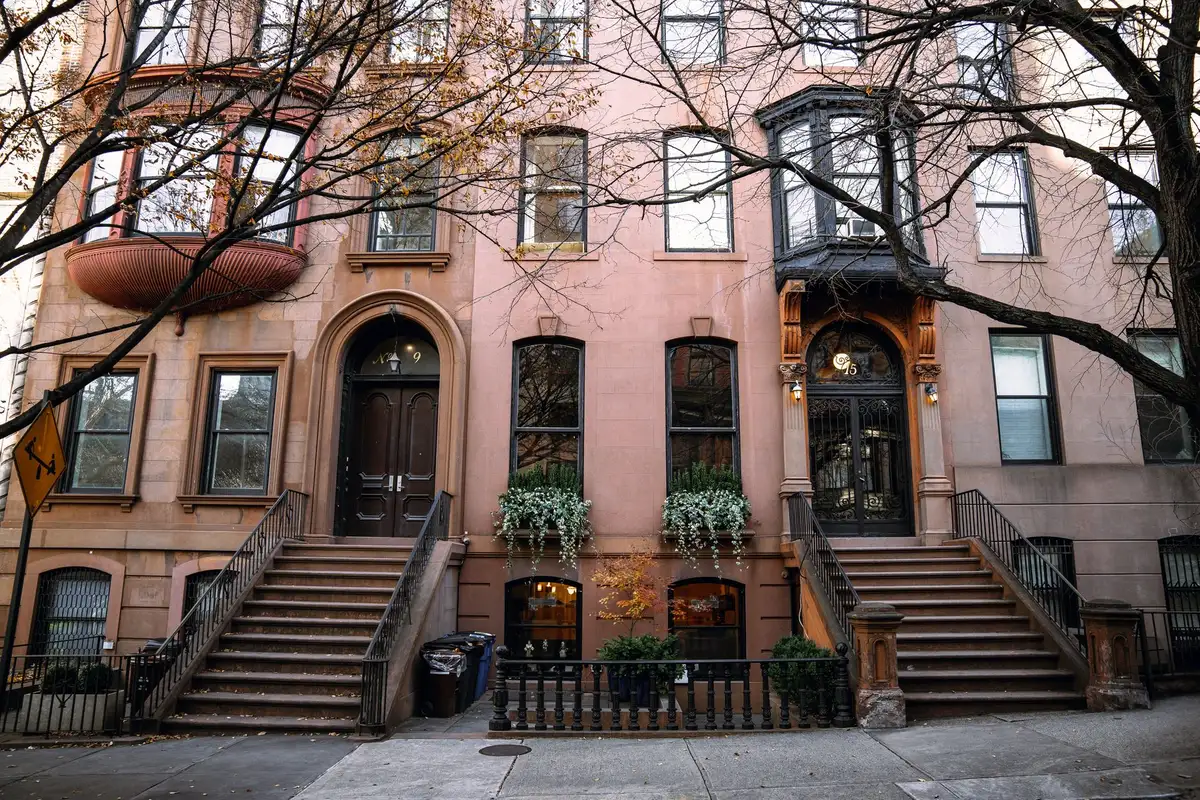 Edifícios de Nova York para roteiro econômico por bairros