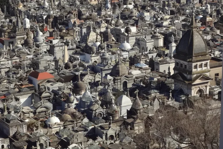 Bairro de Recoleta e cemitério: 4 horas bem usadas