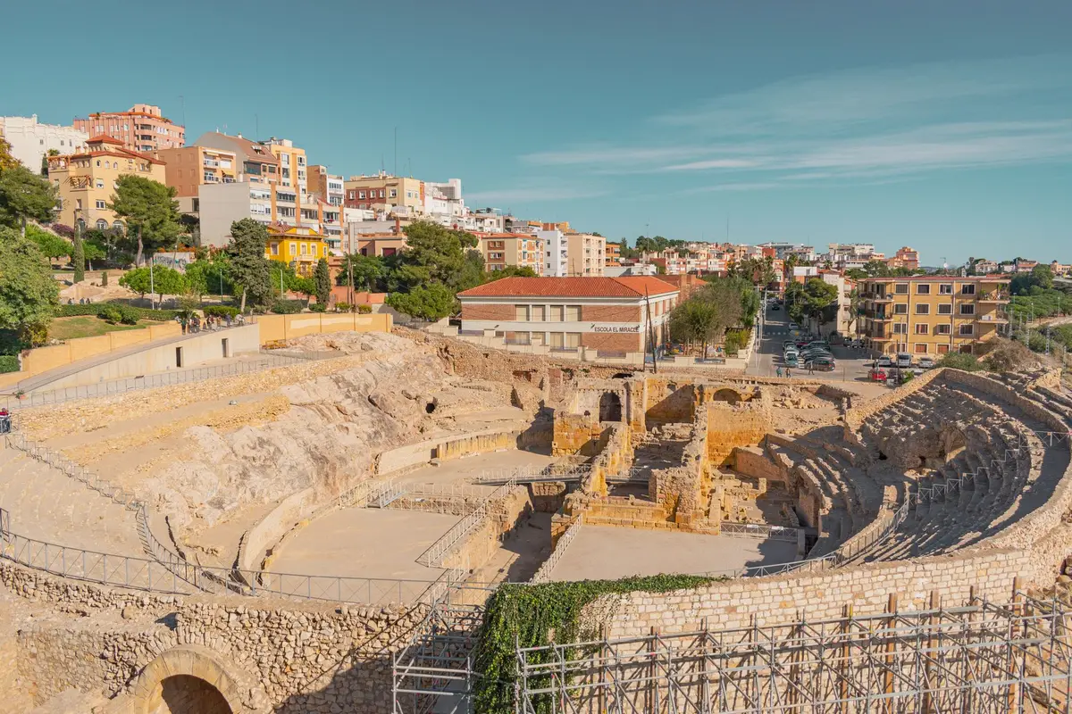 Vista aérea do anfiteatro romano de Tarragona