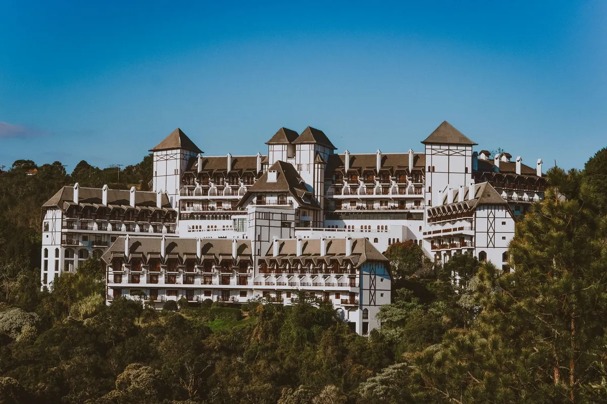 Construções em estilo europeu em Campos do Jordão, na Serra da Mantiqueira