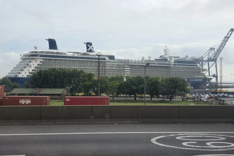 Terminal de cruzeiros no Porto de Buenos Aires, Argentina