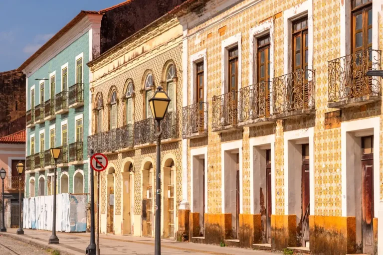 Casarões coloniais do Centro Histórico de São Luís no Maranhão