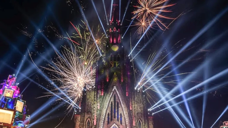 Descida do Papai Noel na Catedral de Pedra 2026: datas