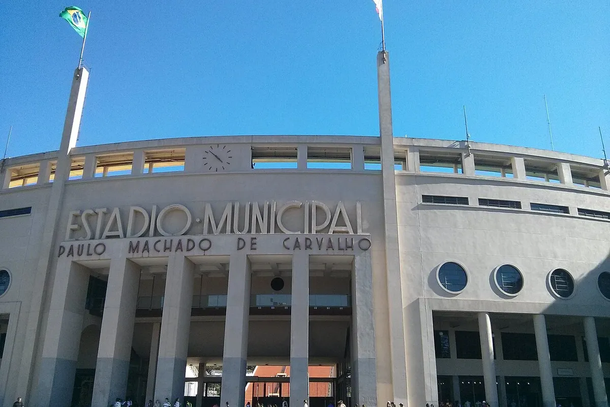 Fachada do Estádio Municipal Paulo Machado de Carvalho, o Pacaembu, em São Paulo