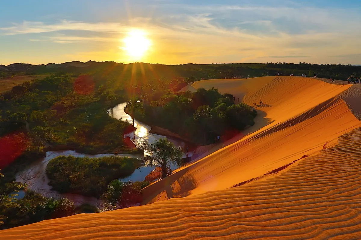 Dunas do Jalapão ao pôr do sol, no Tocantins
