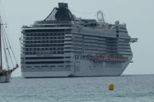 MSC Divina