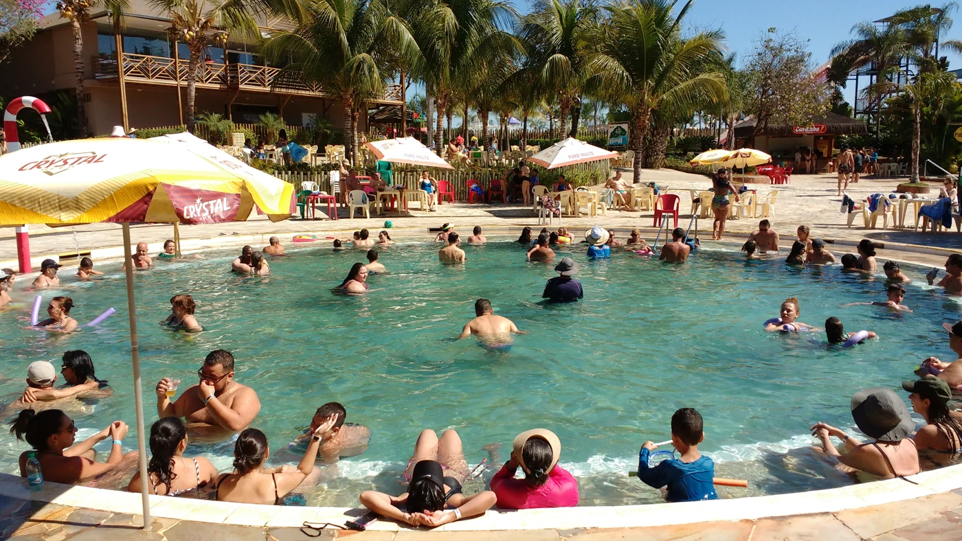 Piscina termal em Caldas Novas