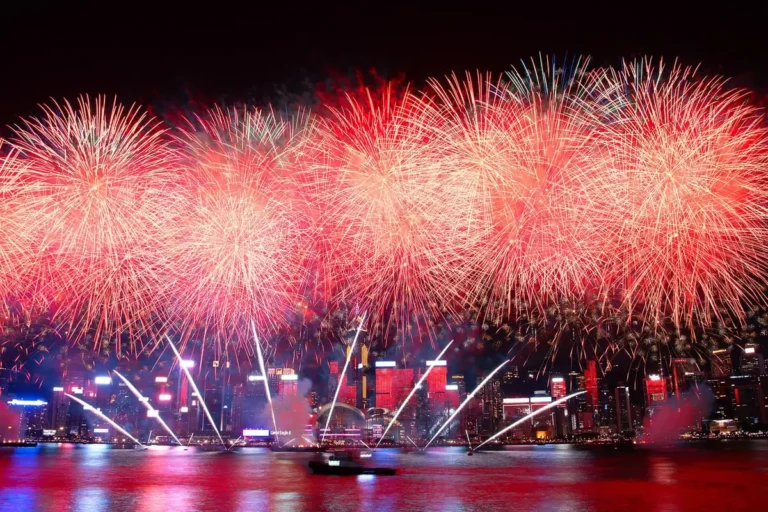 New Year’s Eve in Hong Kong 2027: Where to Watch and Where to Stay