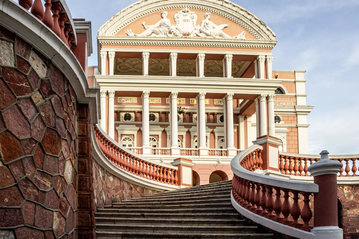 Teatro Amazonas, no Centro de Manaus, passeio para o dia 1º de janeiro