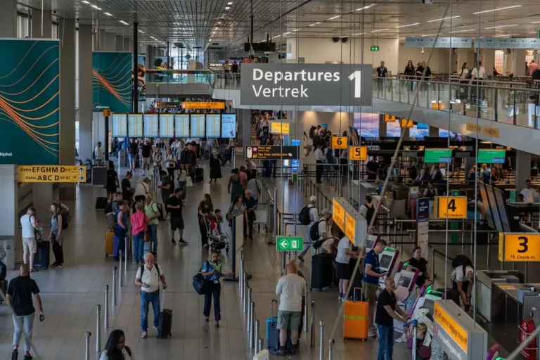 Seguro viagem Europa: quanto custa e a cobertura de € 30 mil