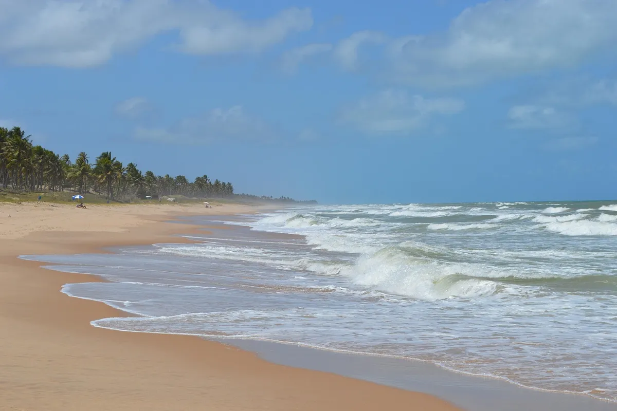 Praia de Imbassaí, no litoral norte da Bahia